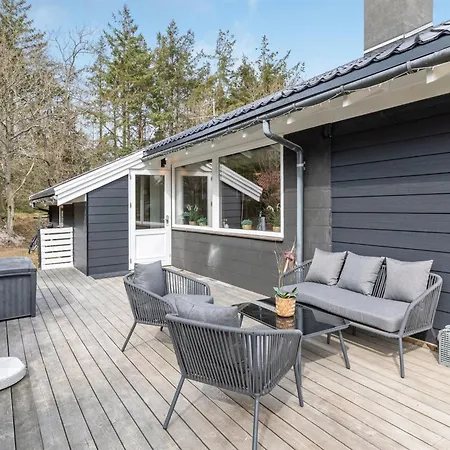 Margarethe - 250m From The Sea By Interhome