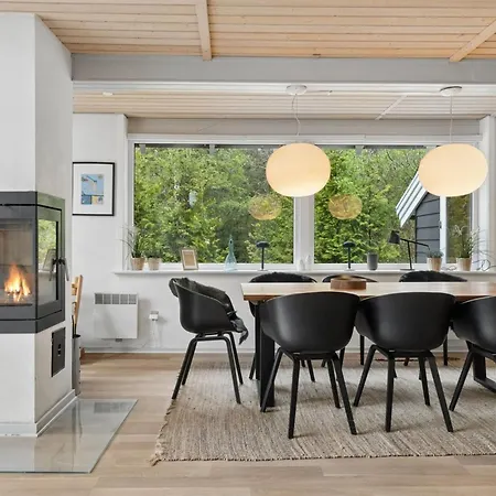 Margarethe - 250m From The Sea By Interhome *
